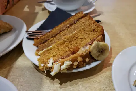 Toms Cakes photo 1